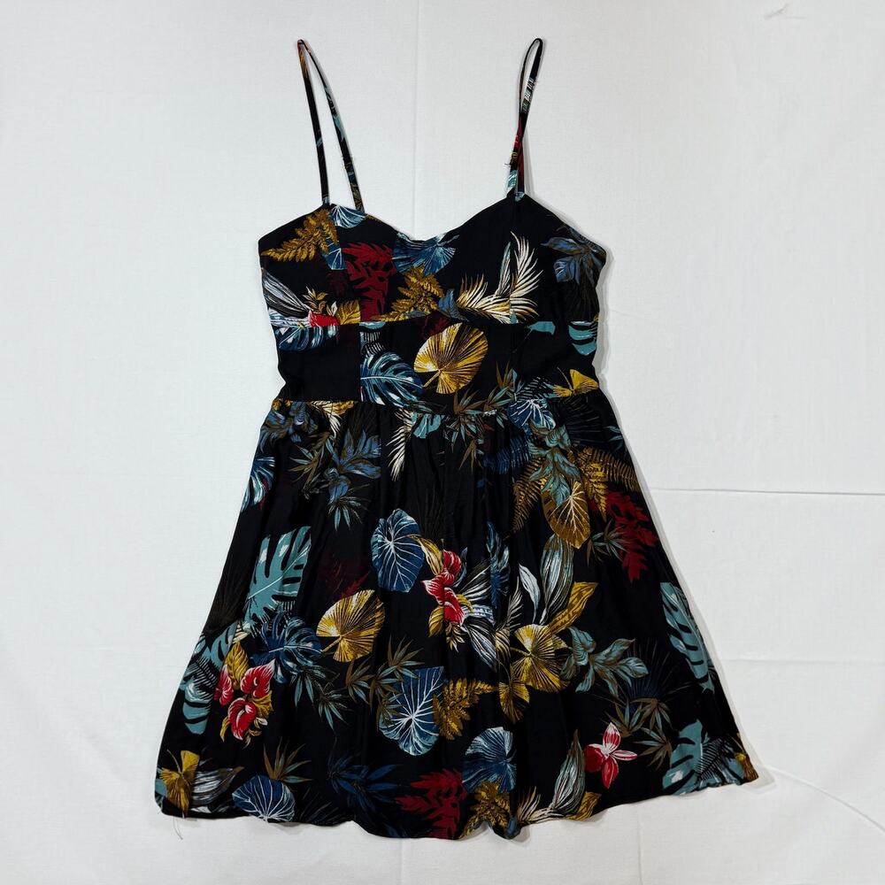Pacific Vibes Tropical Floral Dress – Size L